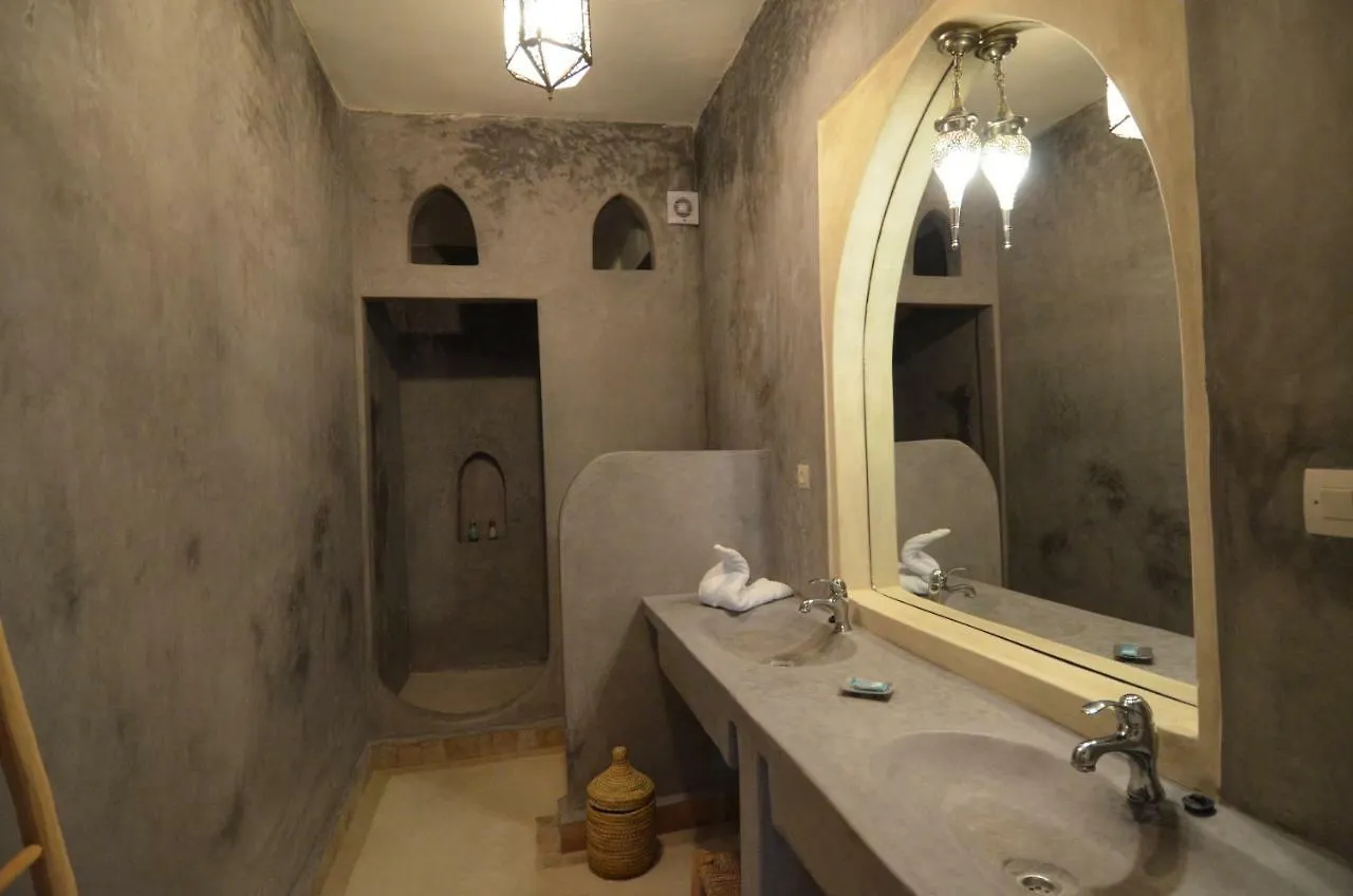 Riad Ima Ia Μαρακές 0*,